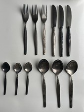 Klassisches Tafelbesteck 12